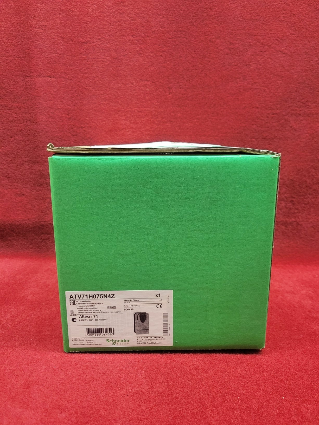 Schneider Electric Atv71H075N4