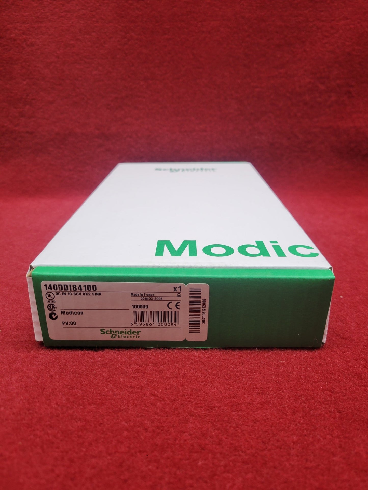 Schneider Electric 140Ddi84100