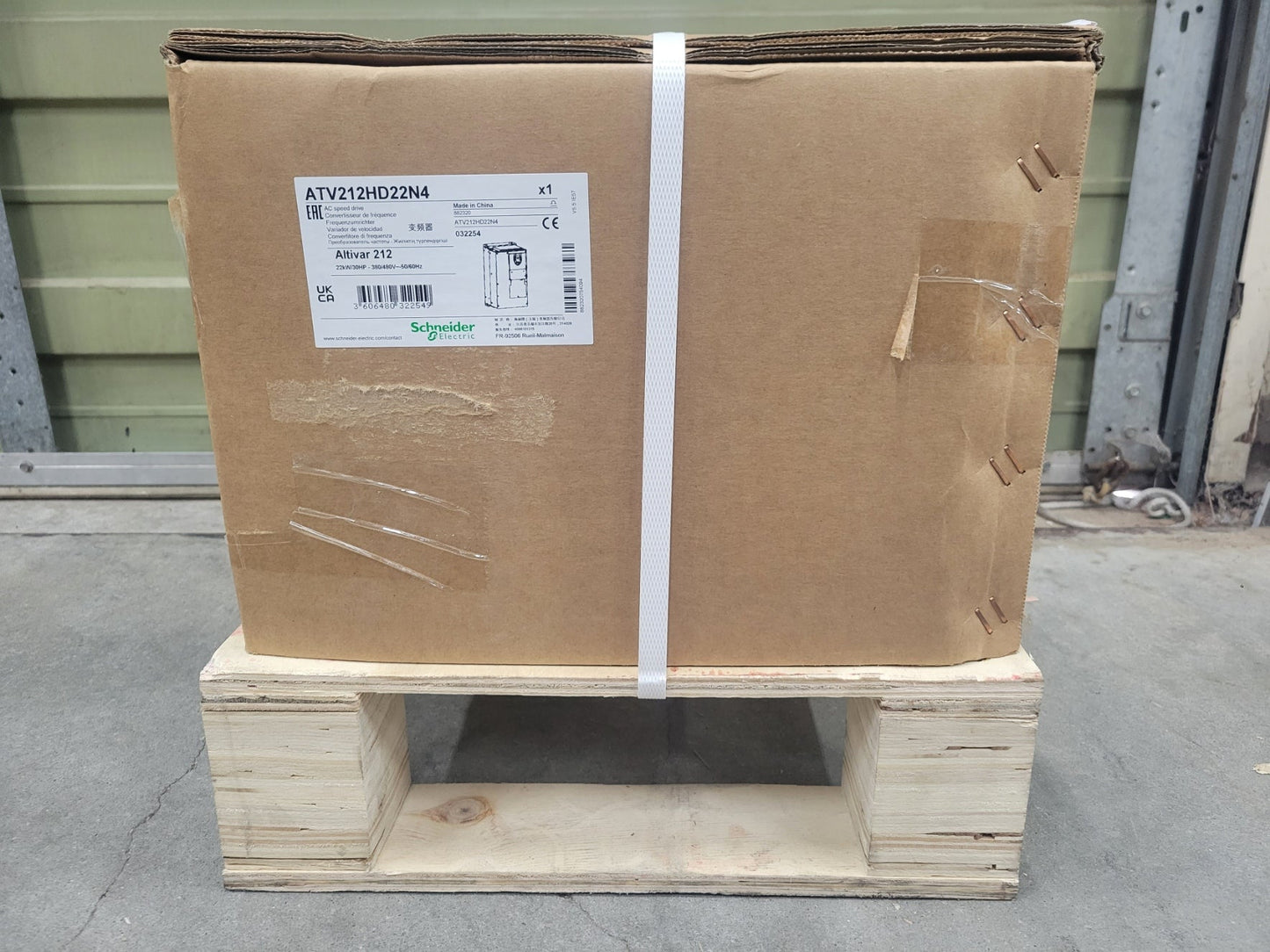 Schneider Electric Atv212Hd22N4