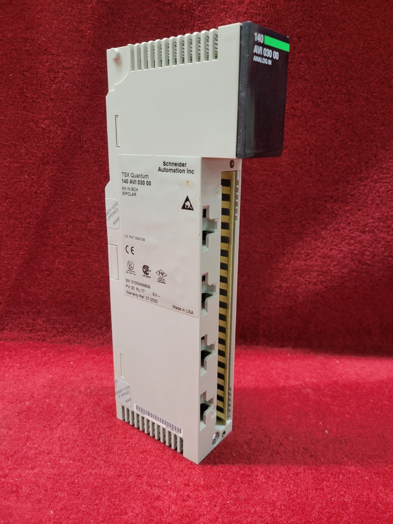 Schneider Electric 140AVI03000 New Surplus