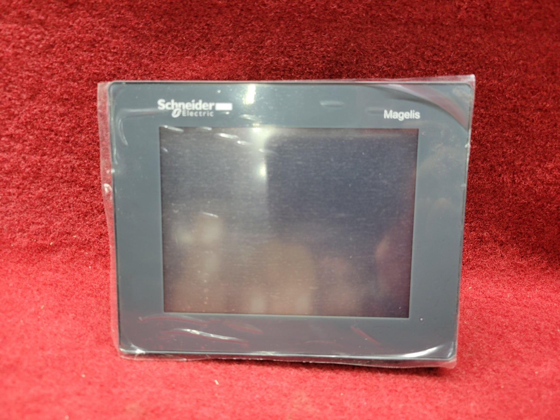 Schneider Electric HMISTU855 IAC Certified Refurbished